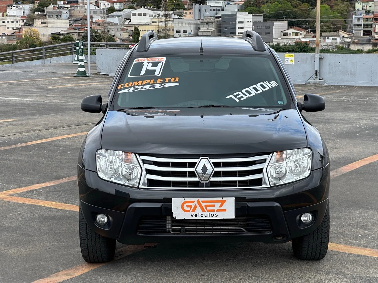 RENAULT DUSTER