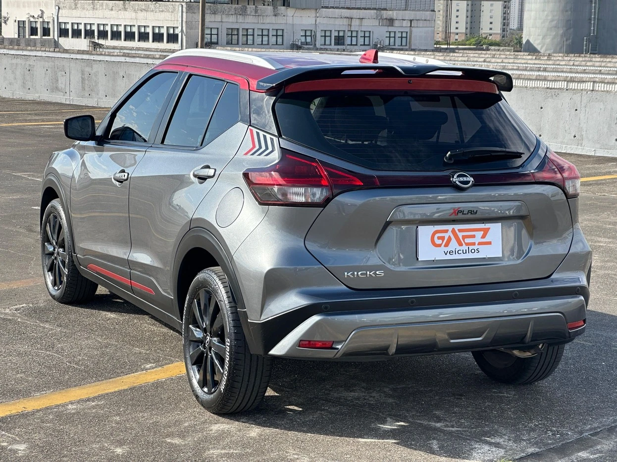 NISSAN KICKS