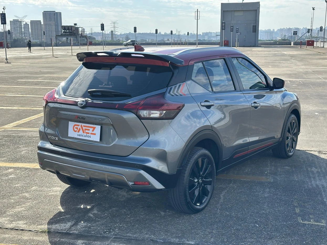 NISSAN KICKS