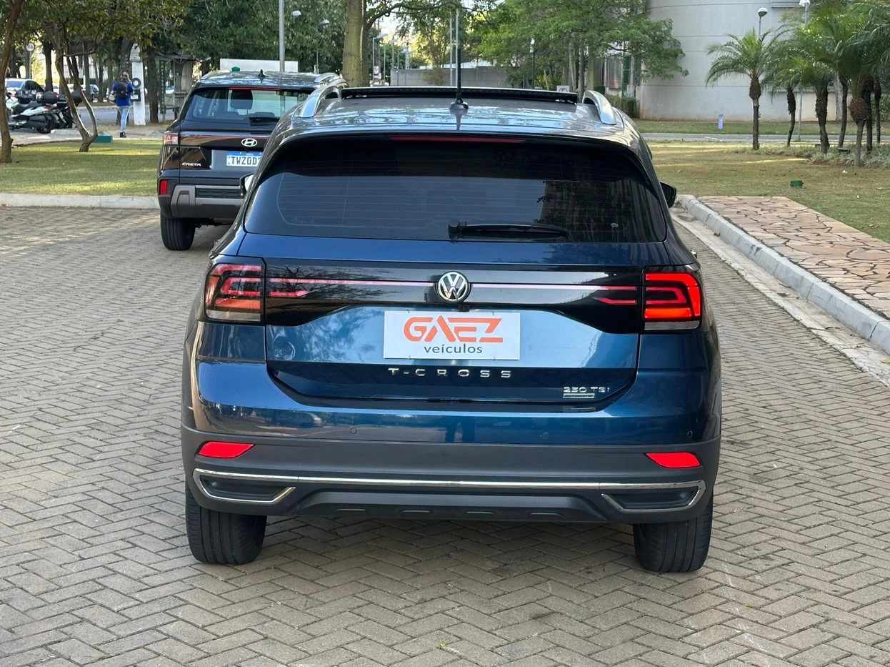 VOLKSWAGEN T-CROSS