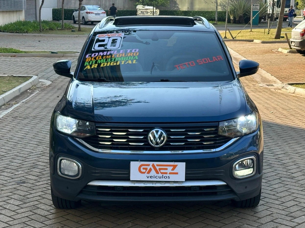 VOLKSWAGEN T-CROSS