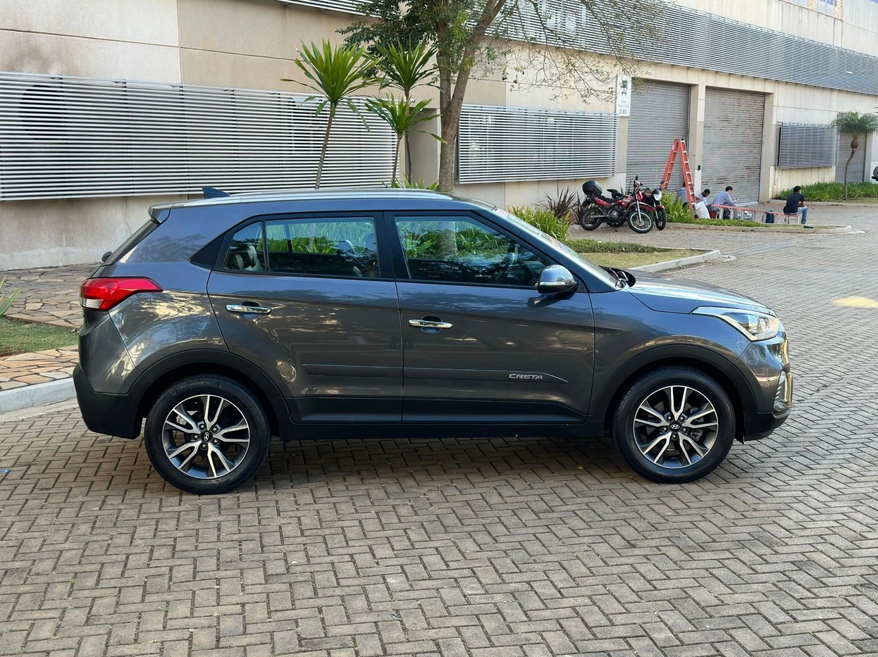 HYUNDAI CRETA
