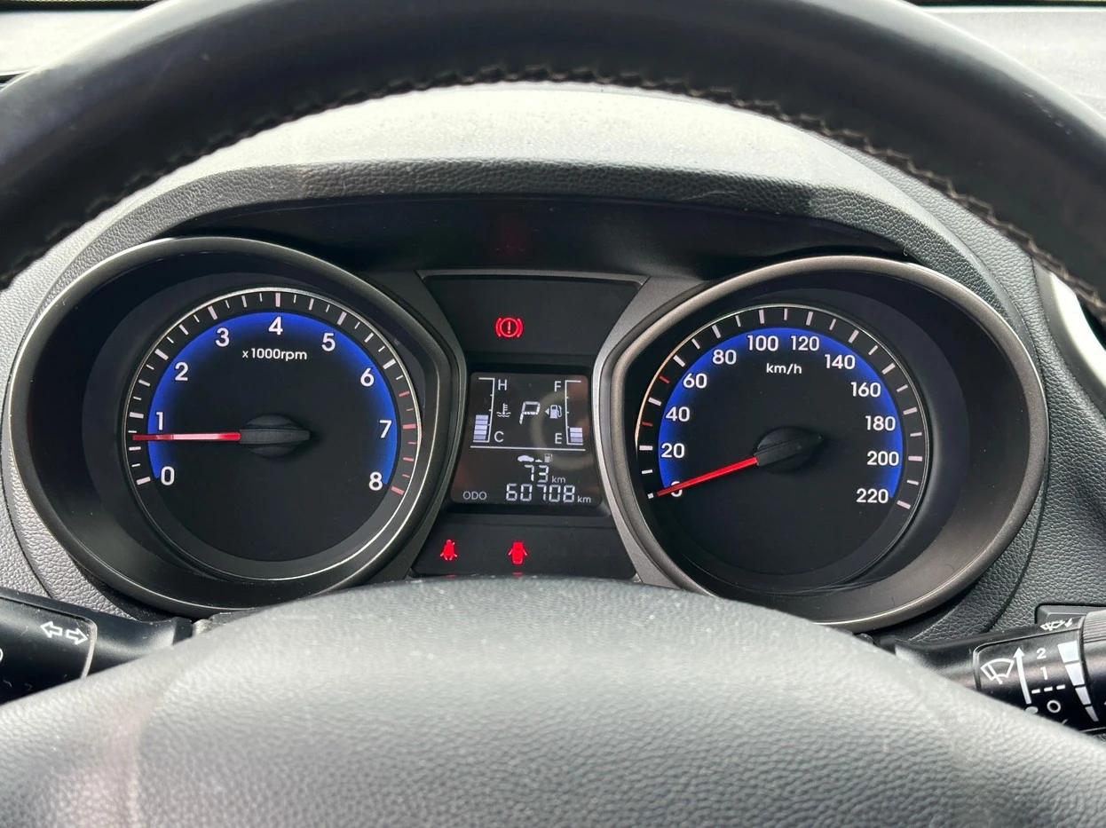 HYUNDAI HB20X