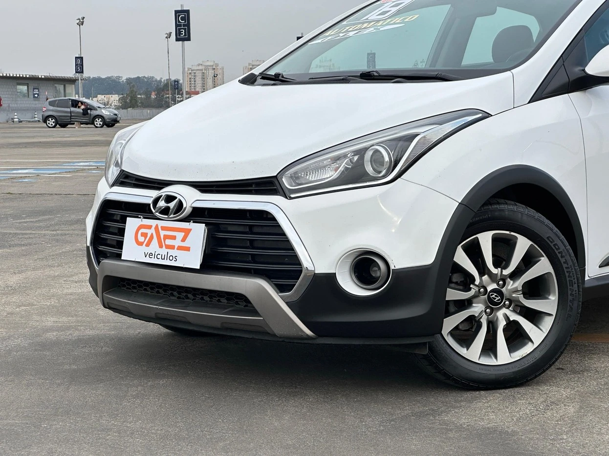 HYUNDAI HB20X