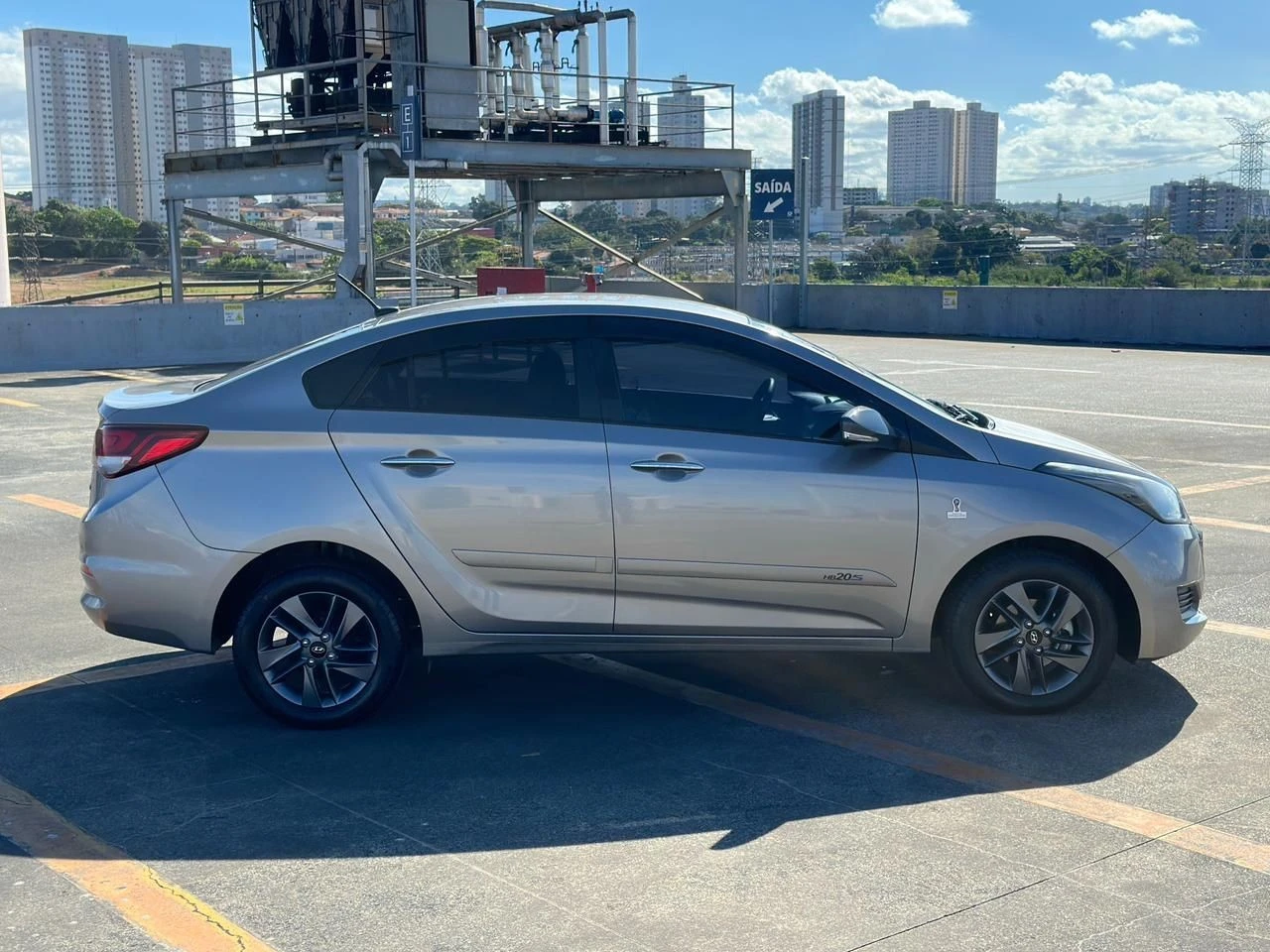 HYUNDAI HB20S