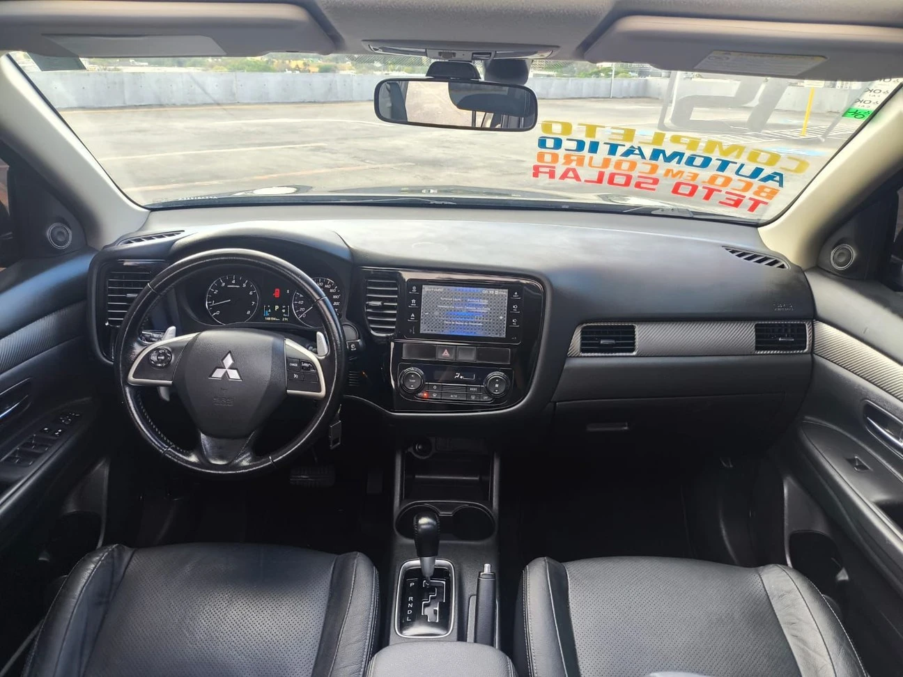 MITSUBISHI OUTLANDER