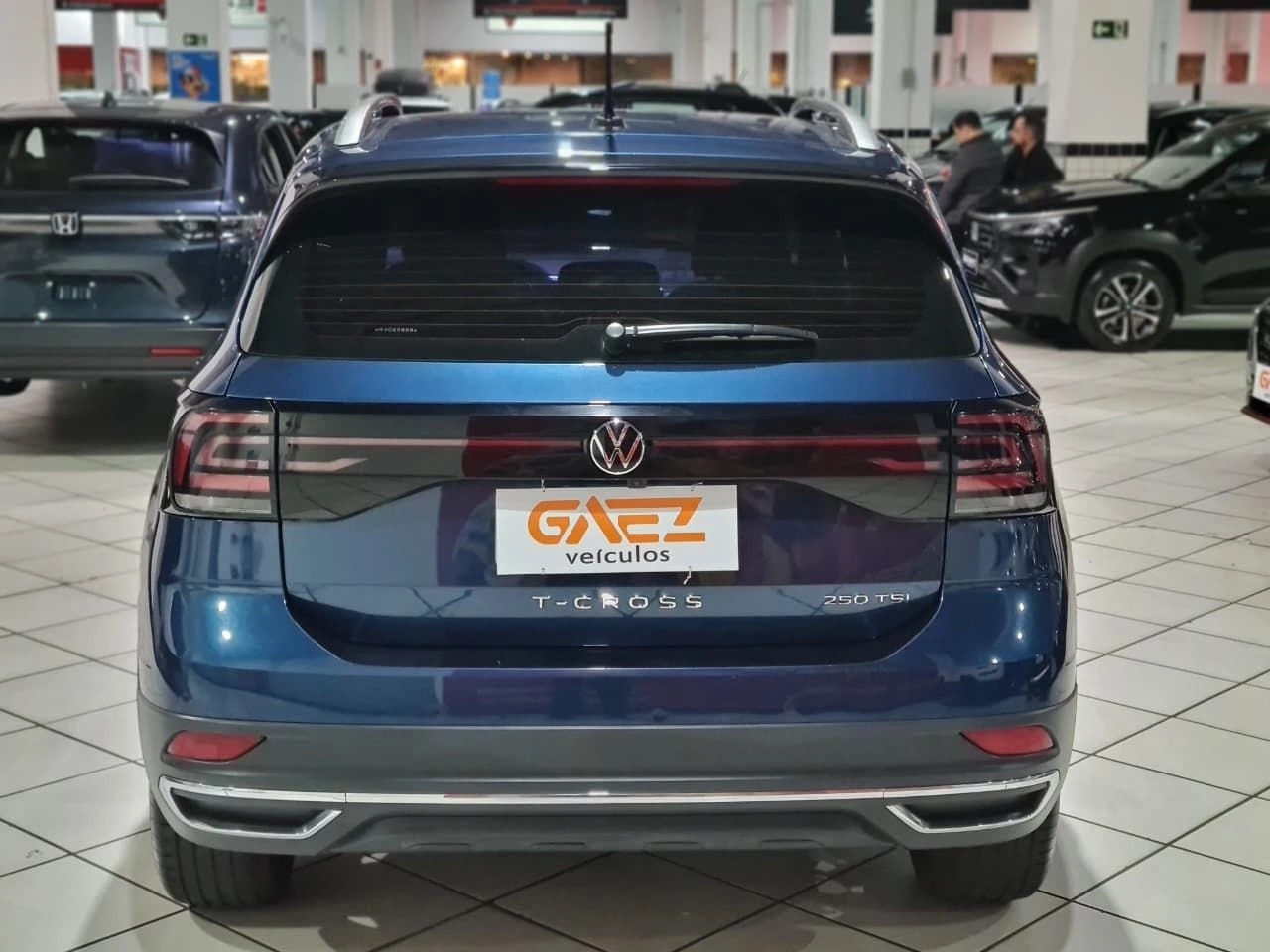 VOLKSWAGEN T-CROSS