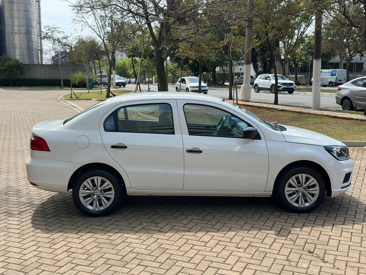 VOLKSWAGEN VOYAGE