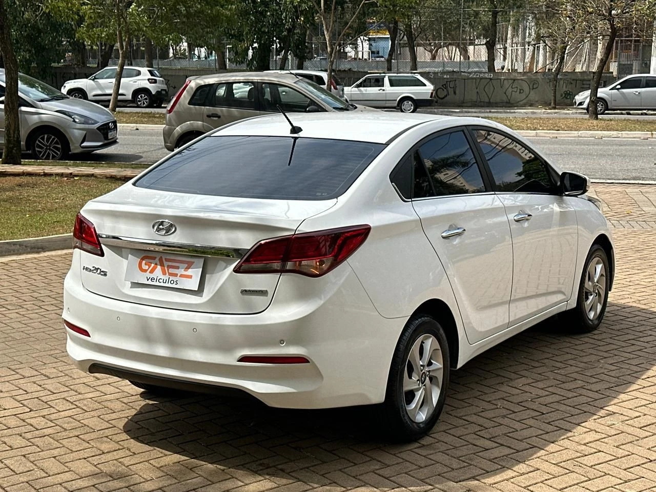 HYUNDAI HB20S