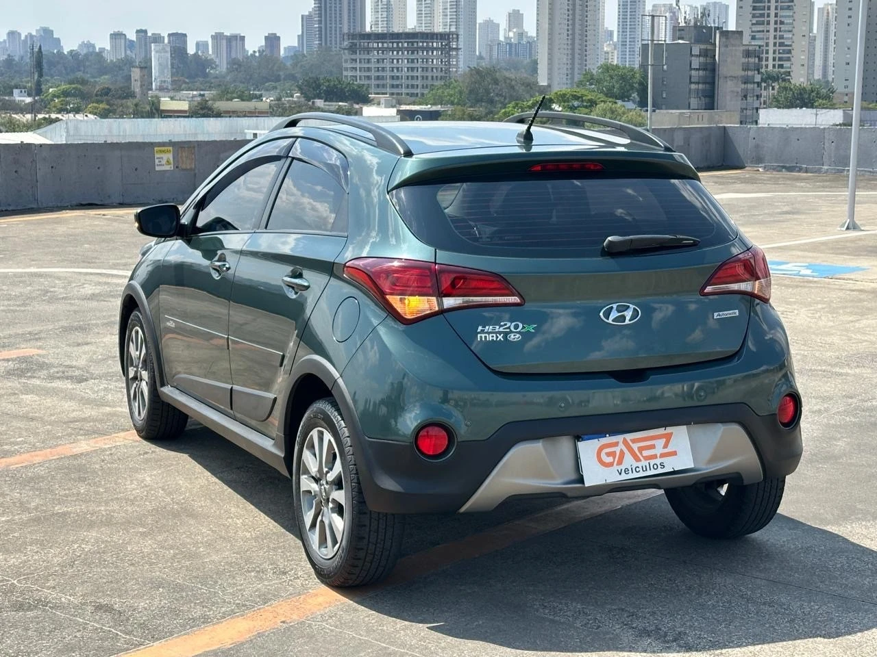HYUNDAI HB20X