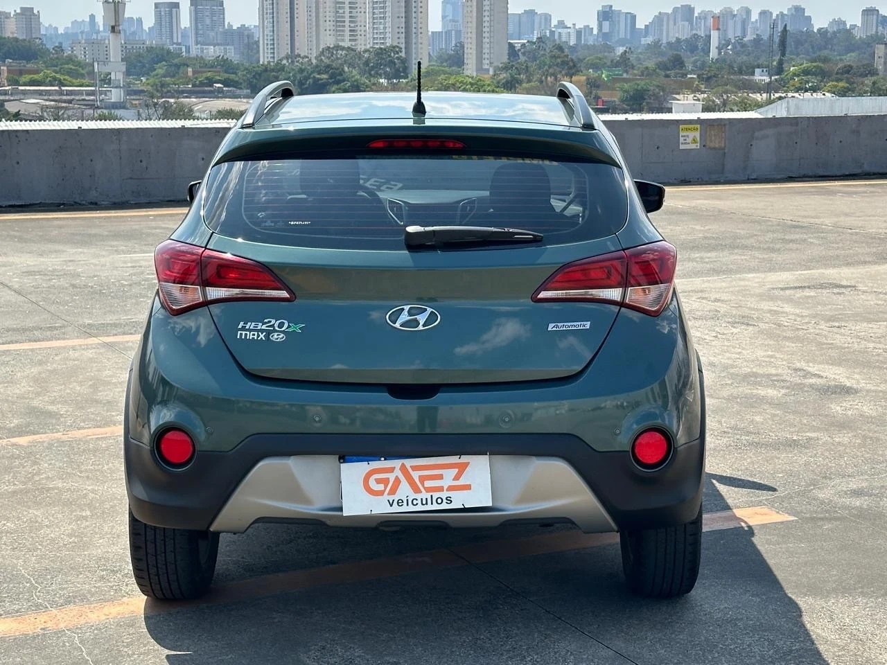 HYUNDAI HB20X