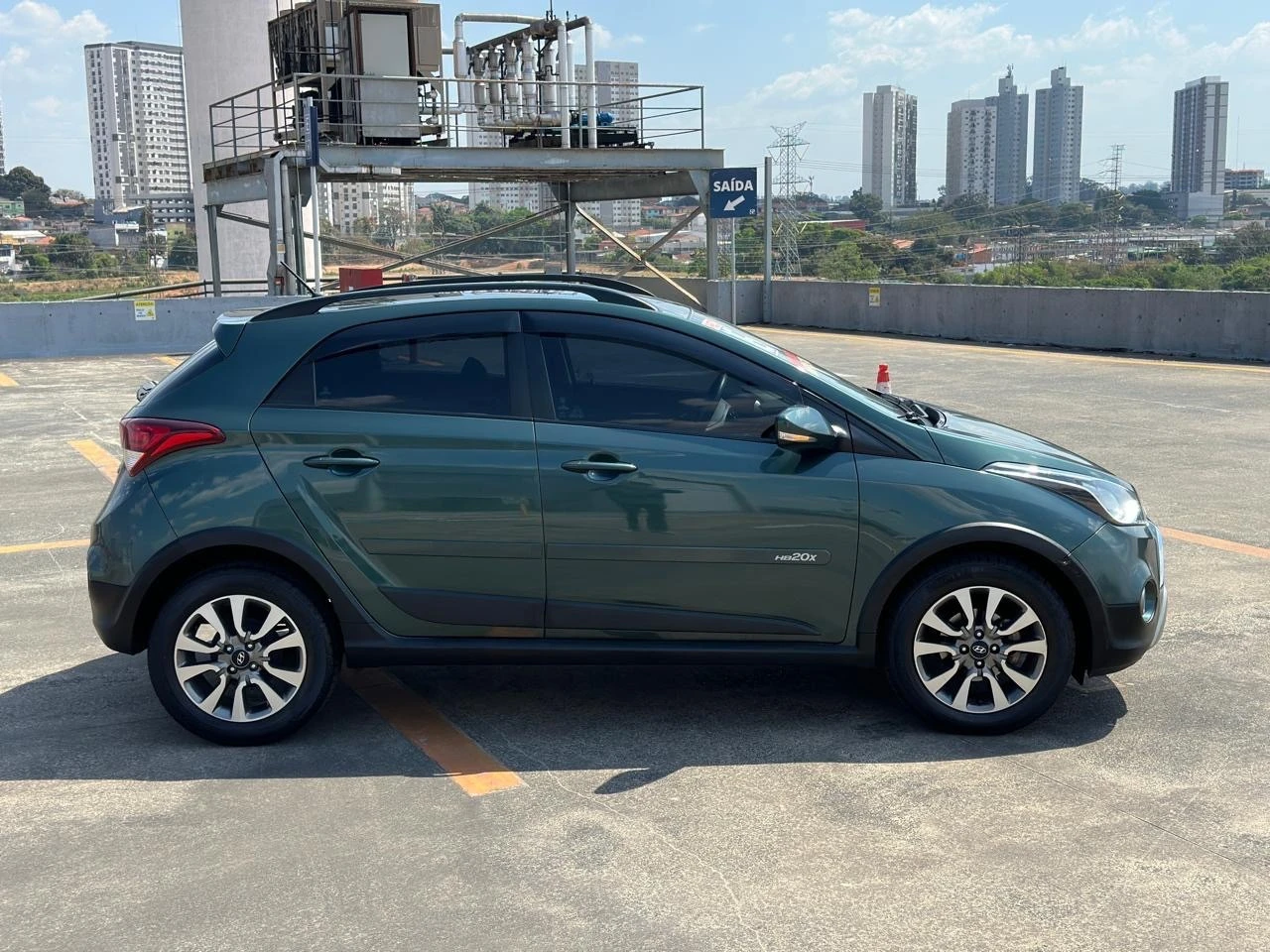 HYUNDAI HB20X