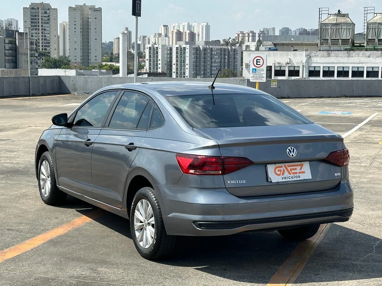 VOLKSWAGEN VIRTUS