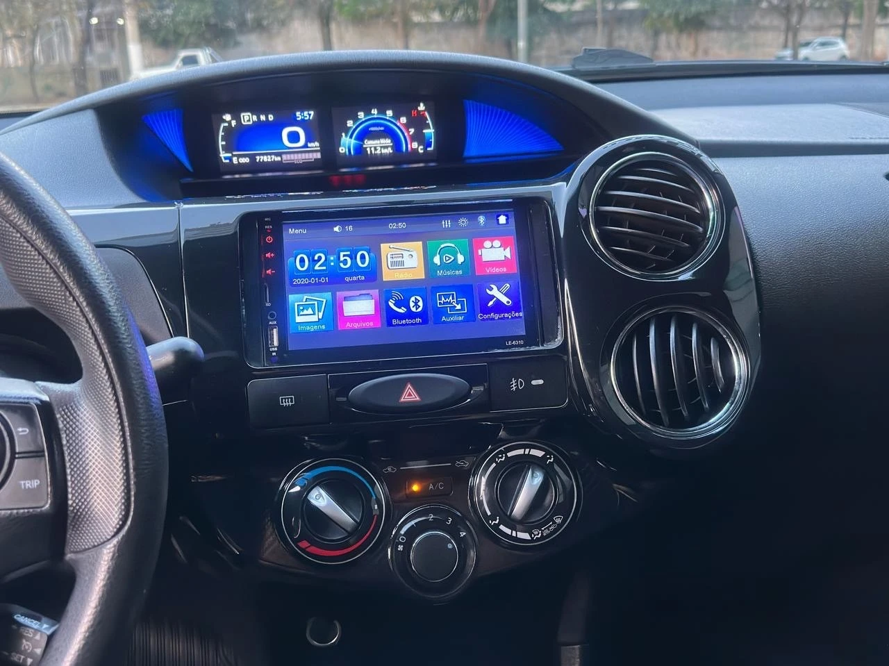 TOYOTA ETIOS