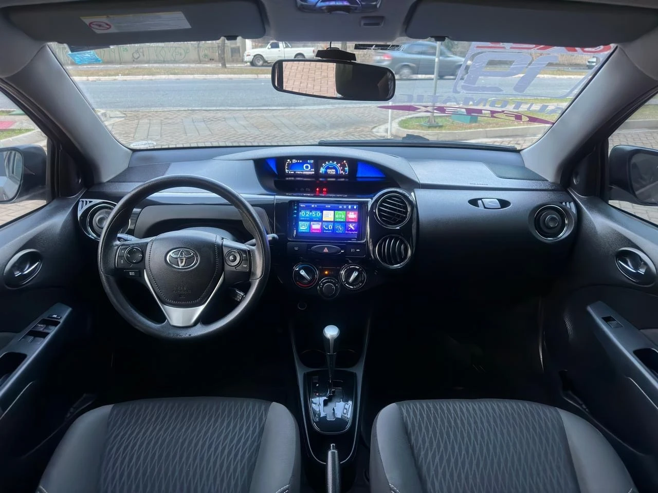 TOYOTA ETIOS
