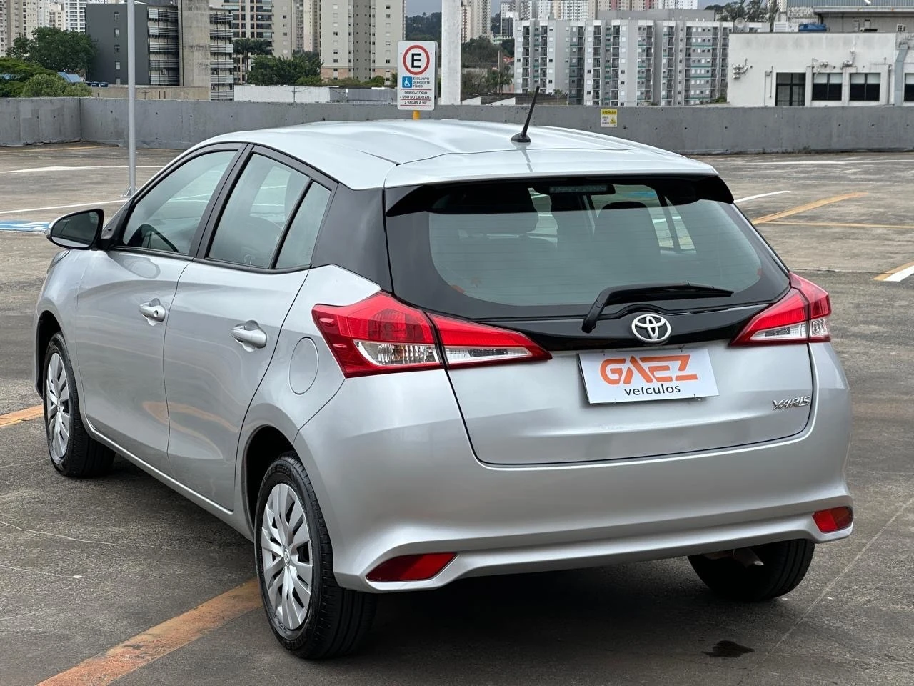 TOYOTA YARIS
