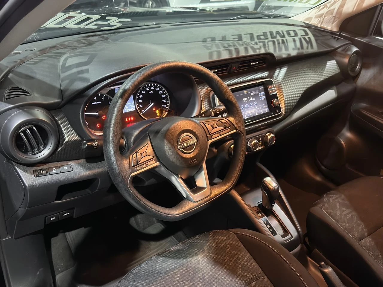 NISSAN KICKS