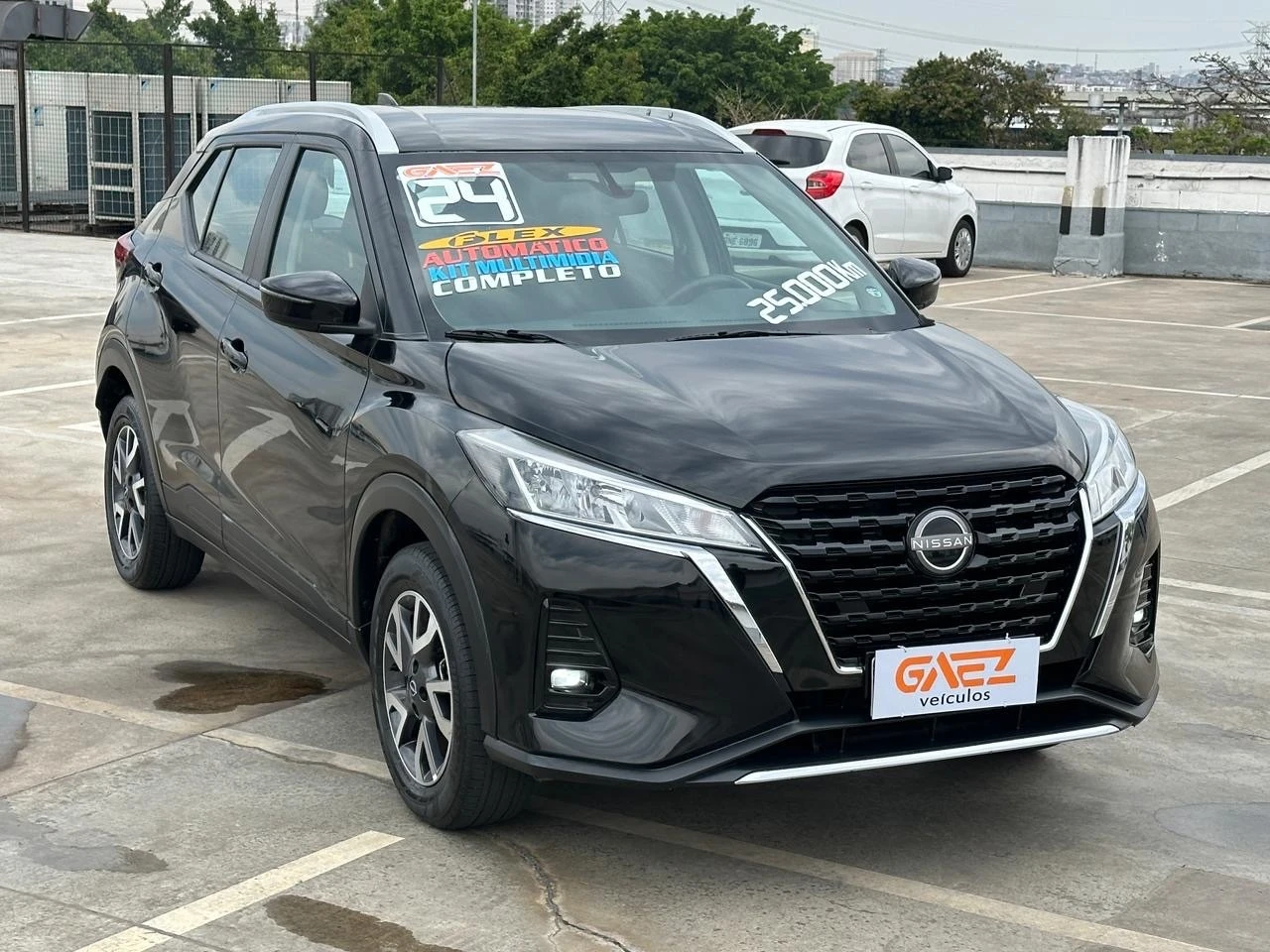 NISSAN KICKS