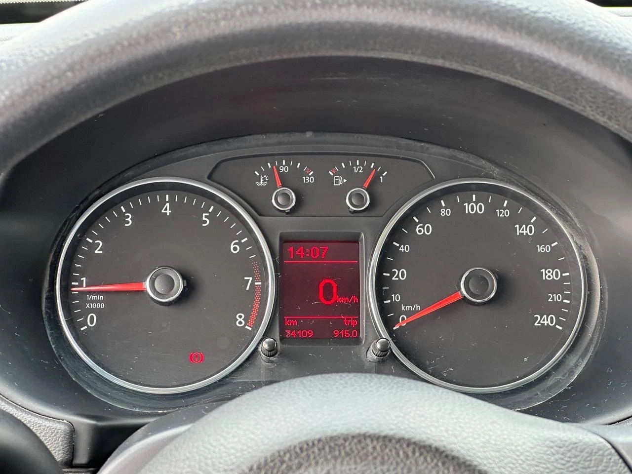 VOLKSWAGEN VOYAGE