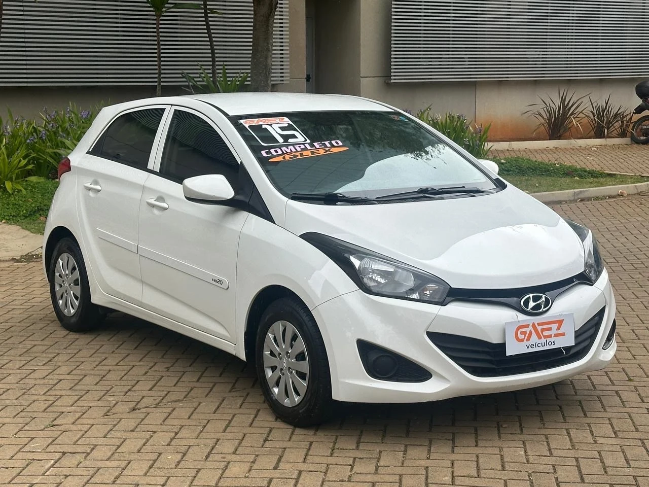 HYUNDAI HB20