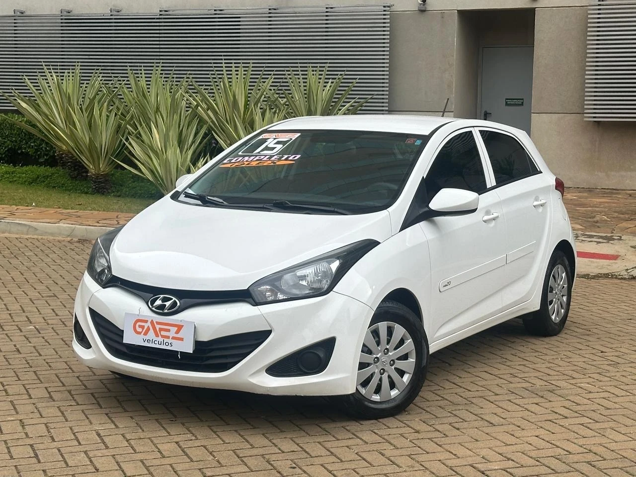 HYUNDAI HB20