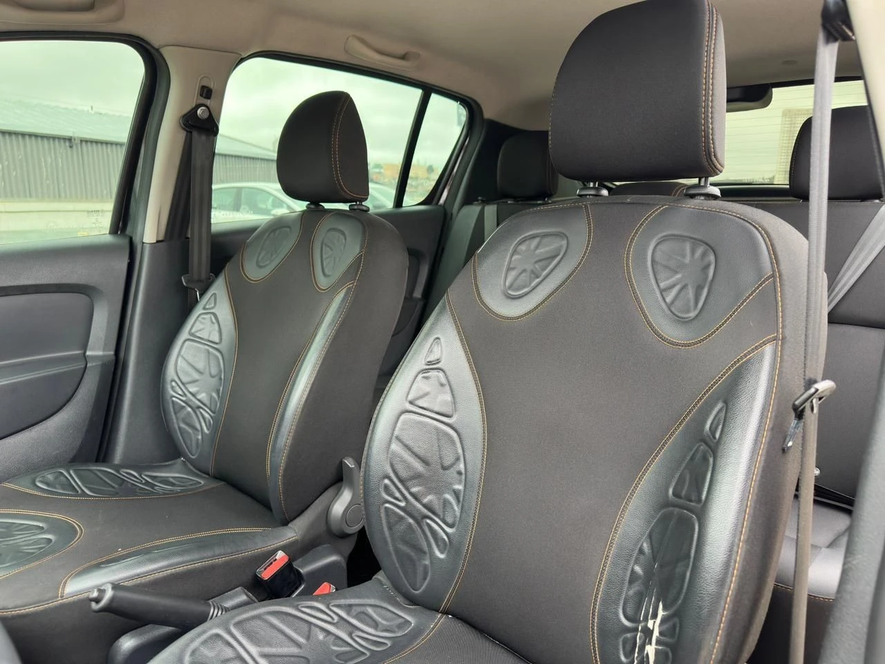RENAULT SANDERO