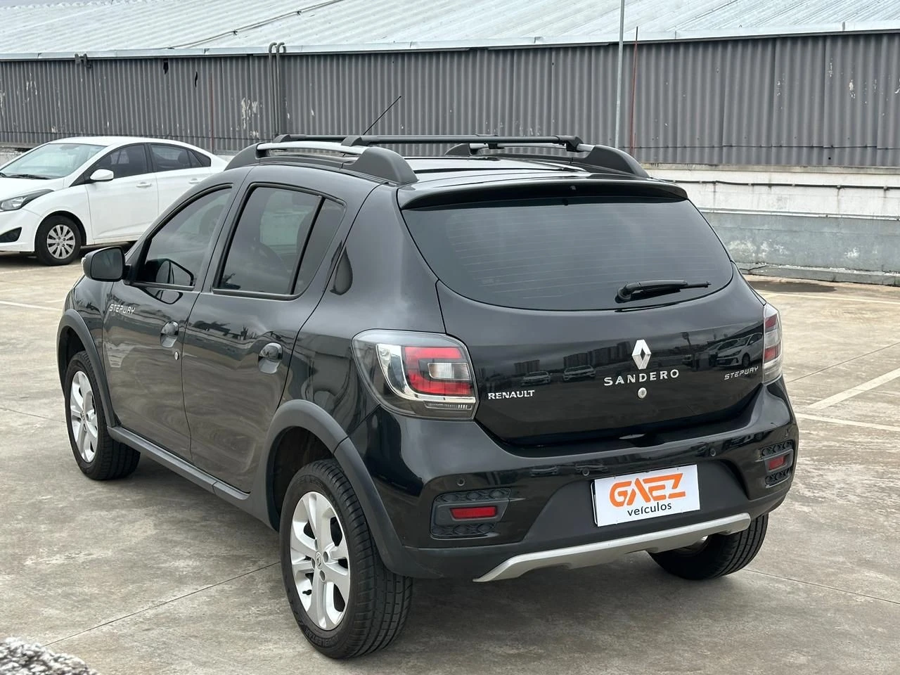 RENAULT SANDERO
