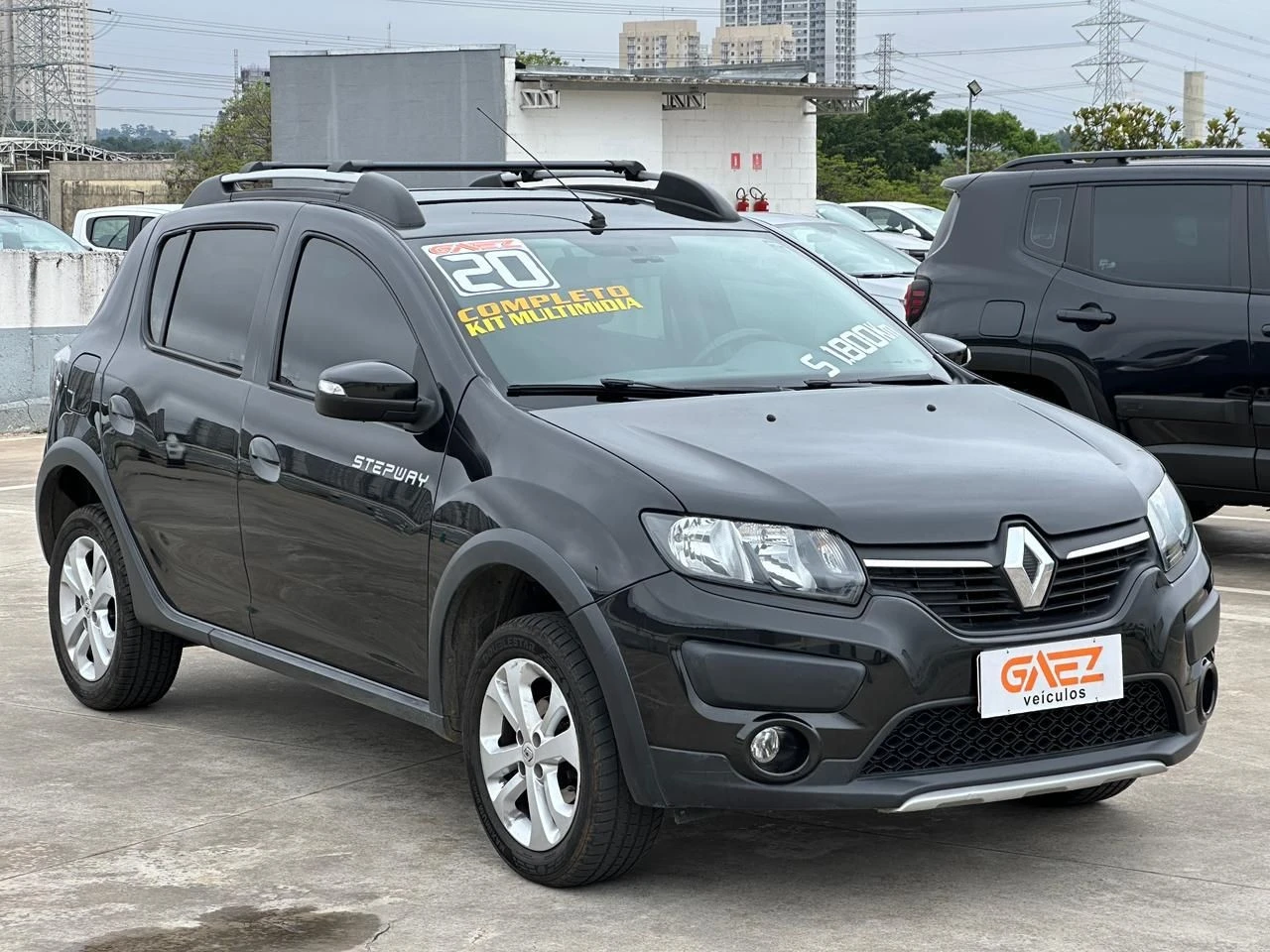 RENAULT SANDERO