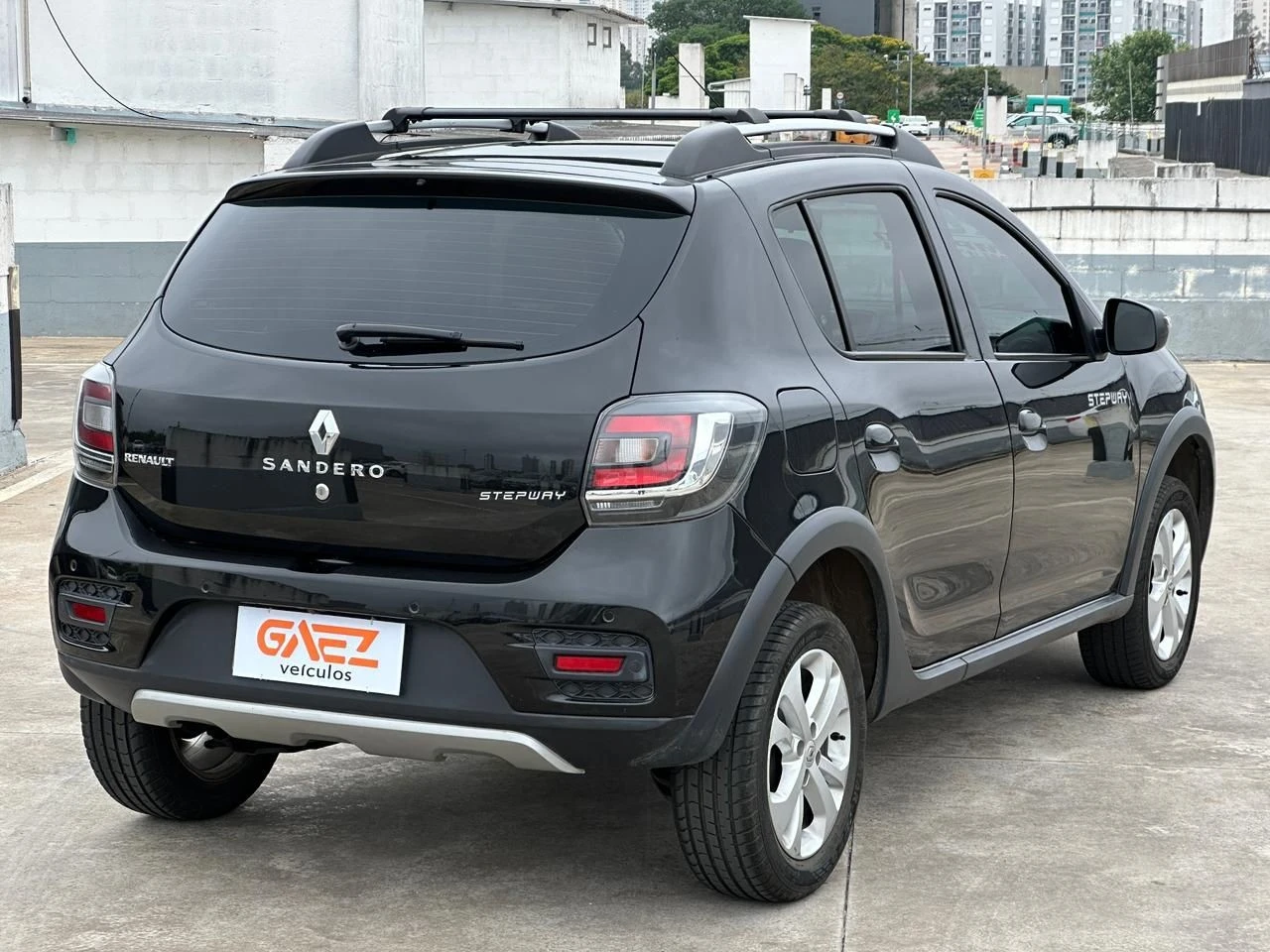 RENAULT SANDERO