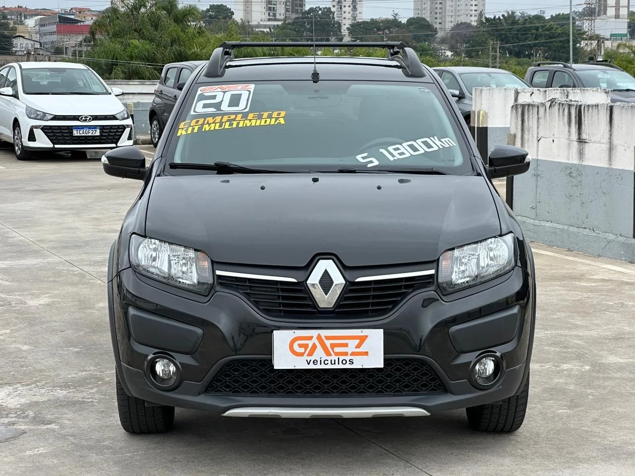 RENAULT SANDERO