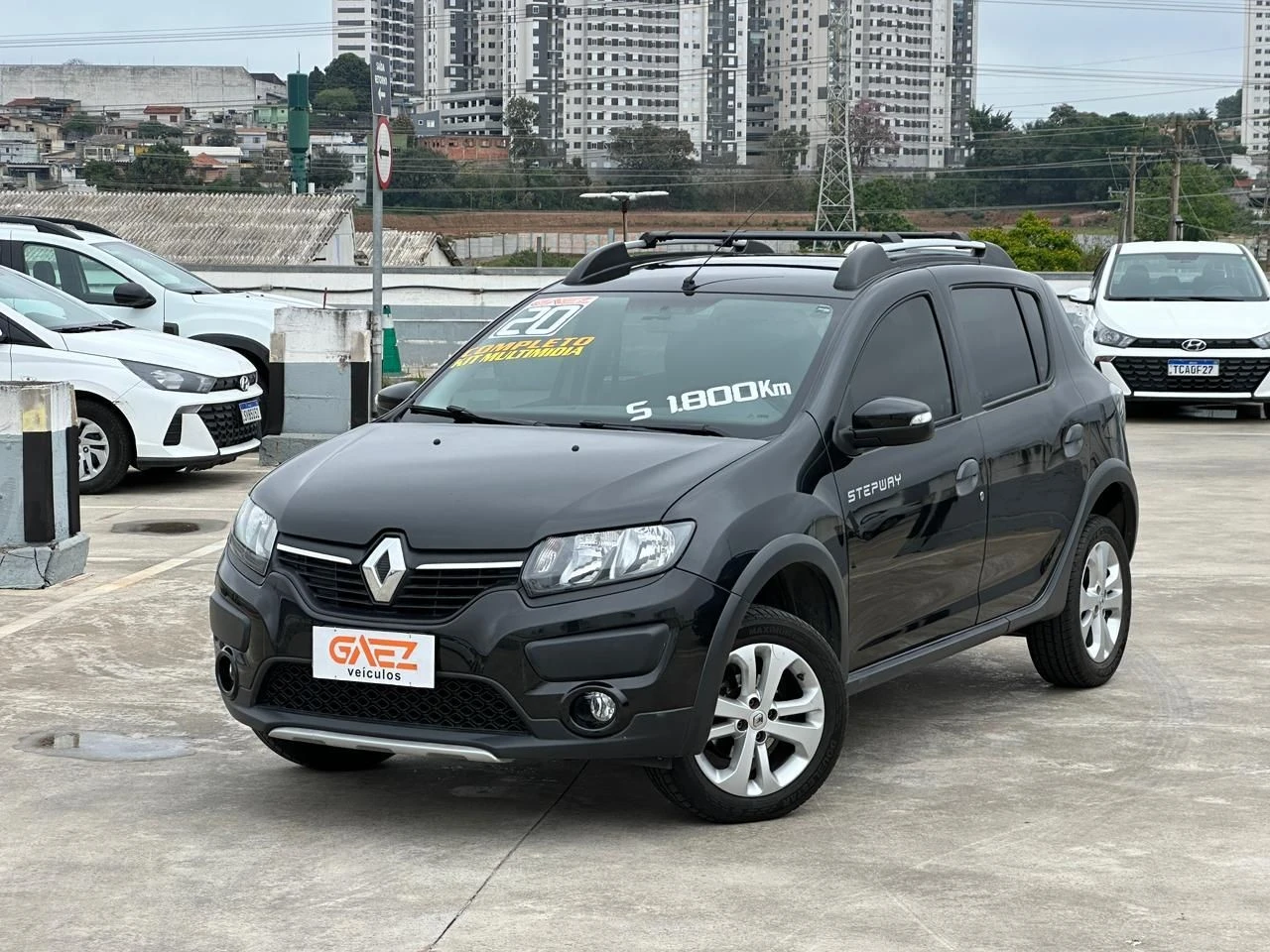 RENAULT SANDERO