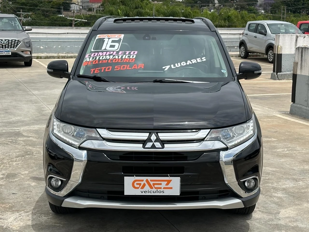 MITSUBISHI OUTLANDER
