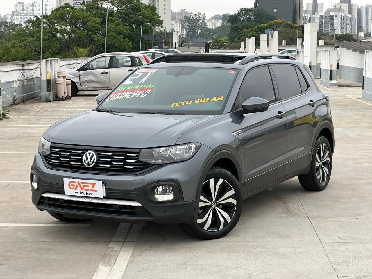 VOLKSWAGEN T-CROSS