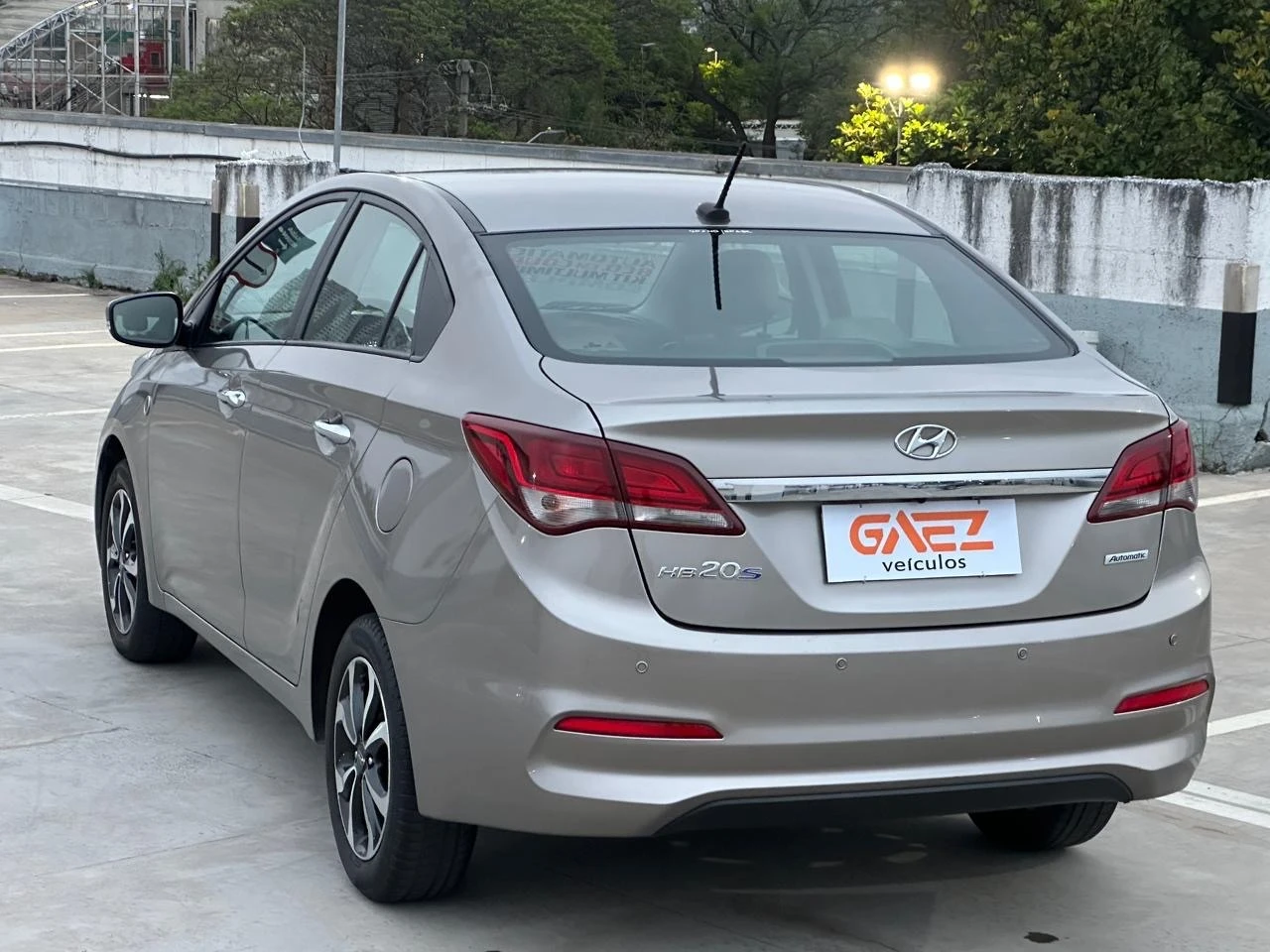HYUNDAI HB20S
