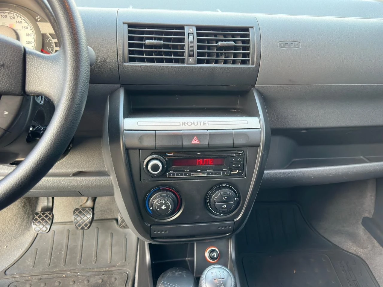 VOLKSWAGEN FOX