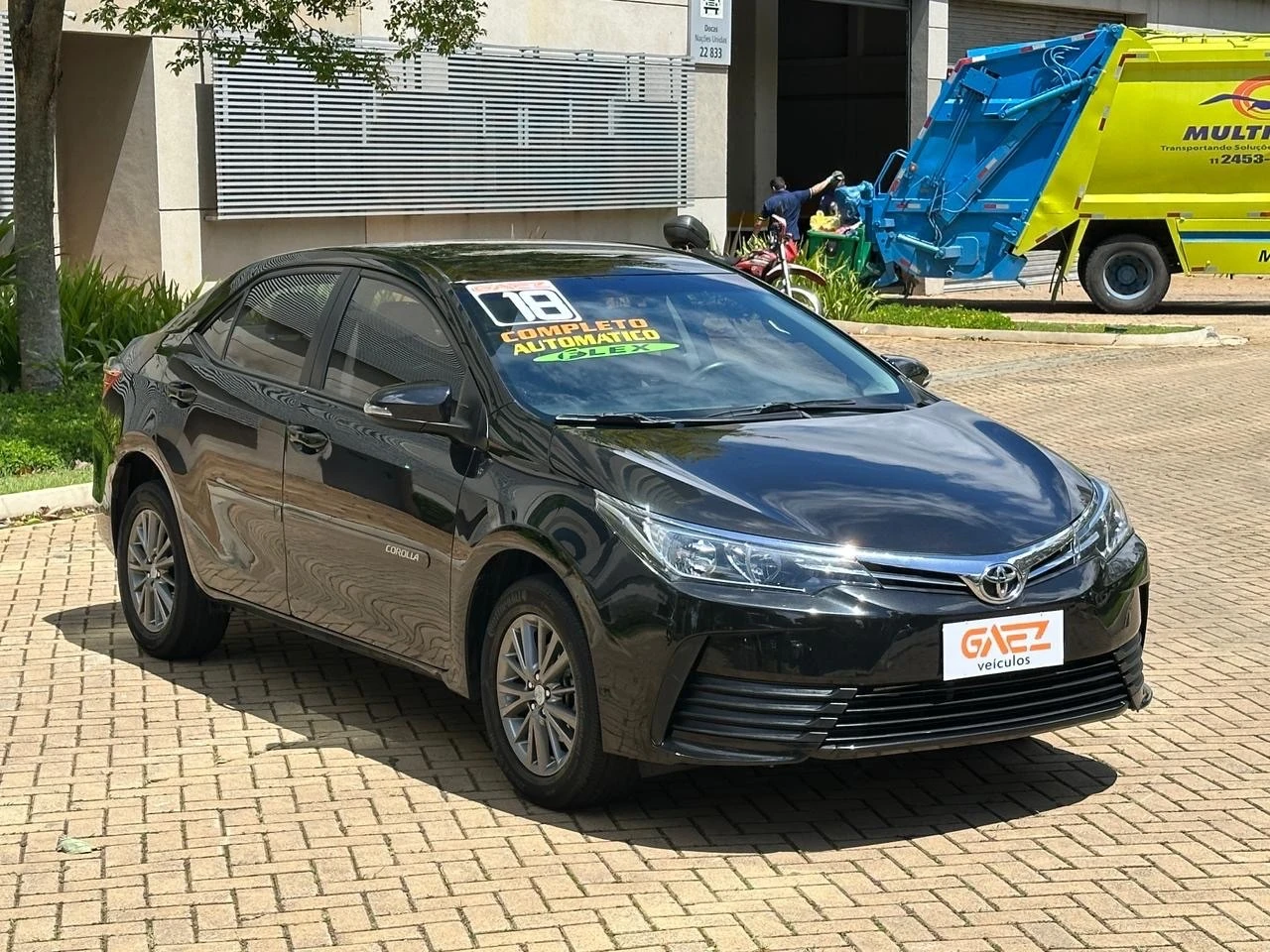 TOYOTA COROLLA