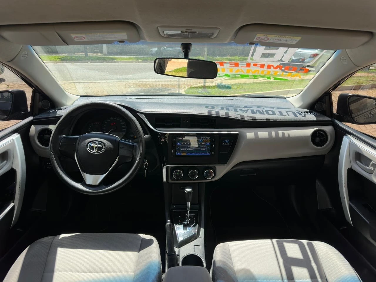 TOYOTA COROLLA