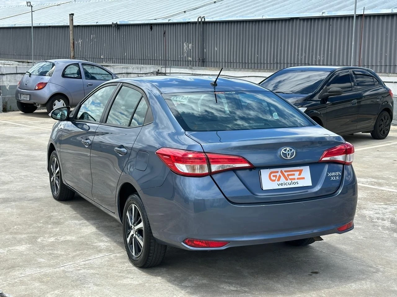 TOYOTA YARIS