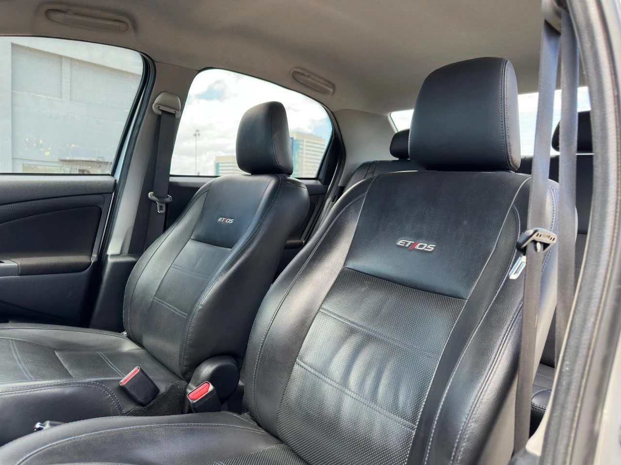 TOYOTA ETIOS
