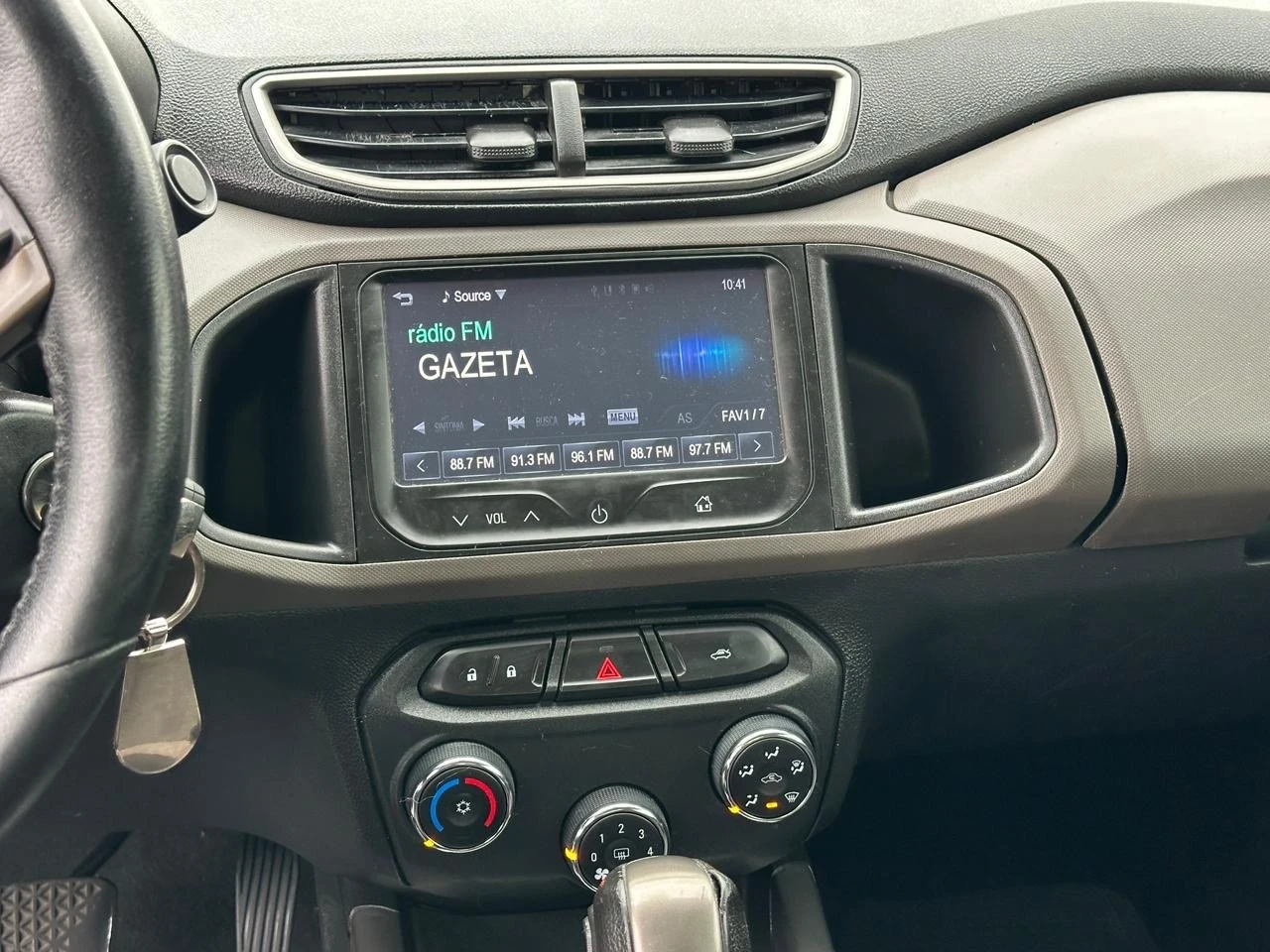 CHEVROLET PRISMA