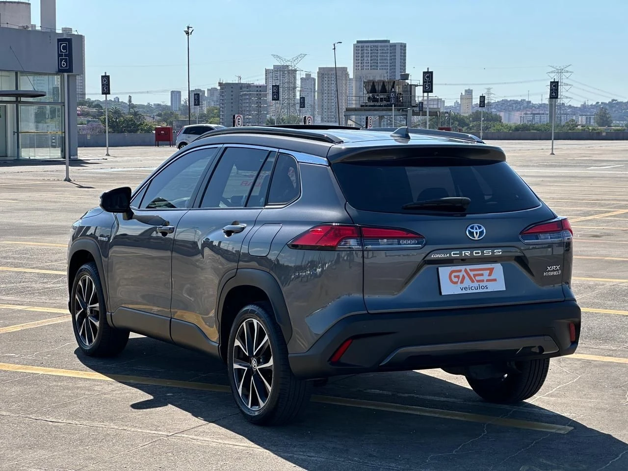 TOYOTA COROLLA CROSS