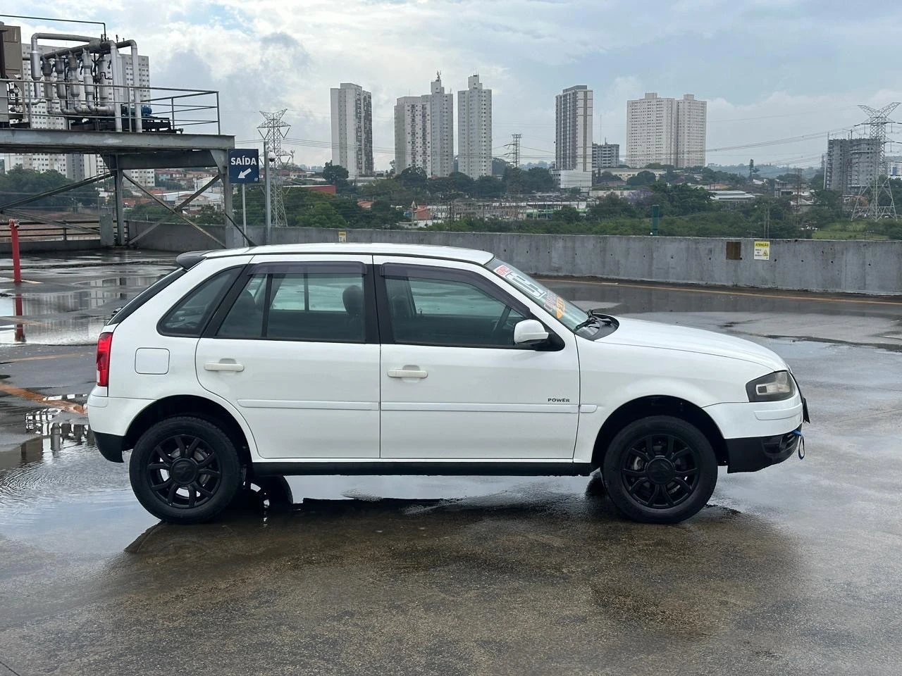 VOLKSWAGEN GOL
