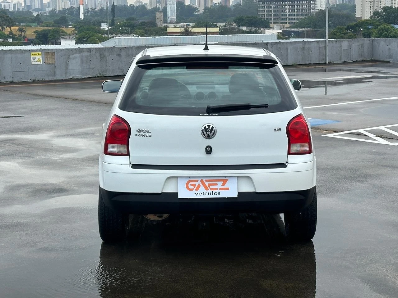VOLKSWAGEN GOL