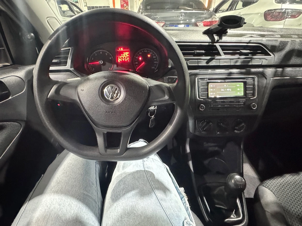 VOLKSWAGEN VOYAGE