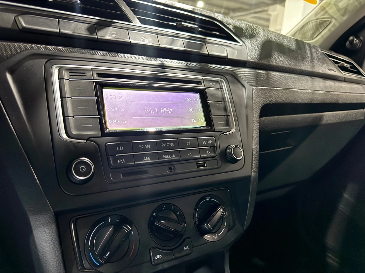 VOLKSWAGEN VOYAGE
