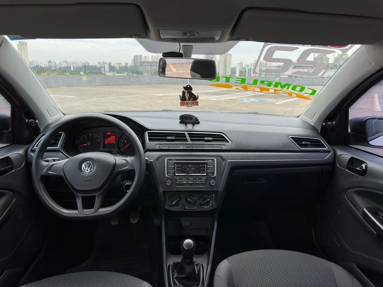 VOLKSWAGEN VOYAGE