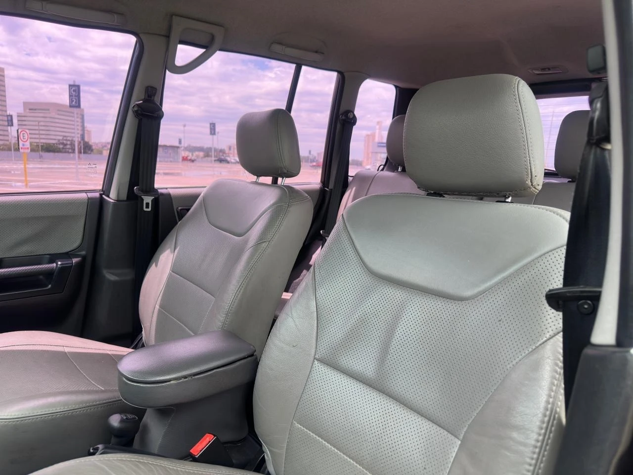 MITSUBISHI PAJERO TR4