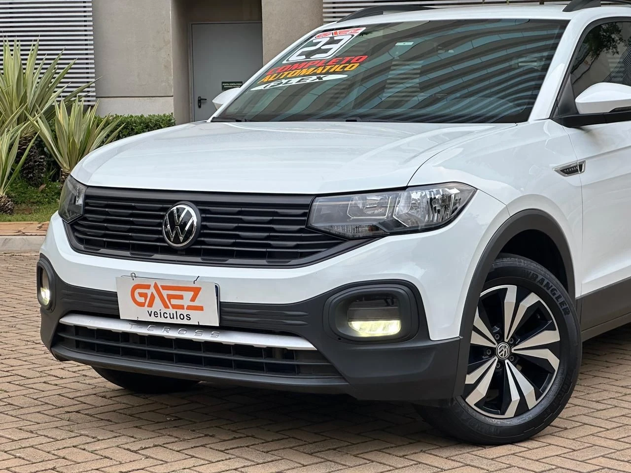 VOLKSWAGEN T-CROSS