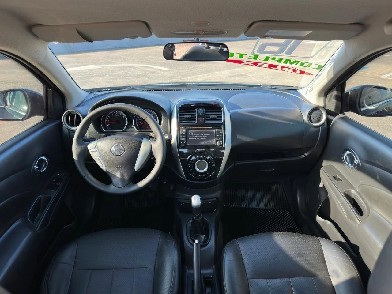 NISSAN VERSA