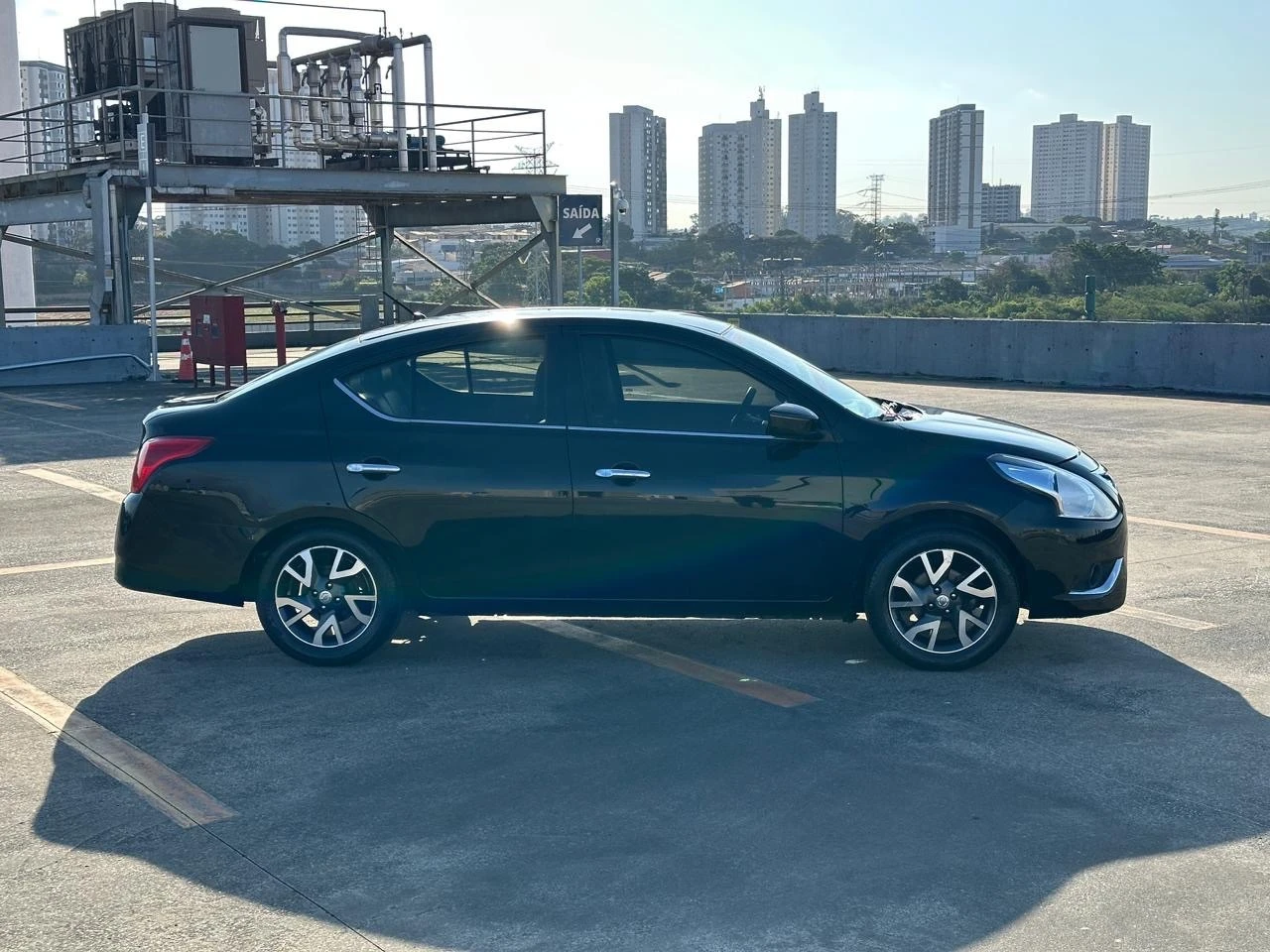 NISSAN VERSA
